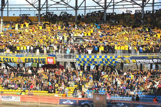 W niedzielę gorzowscy kibice powinni przyjść na stadion ubrani w klubowe barwy