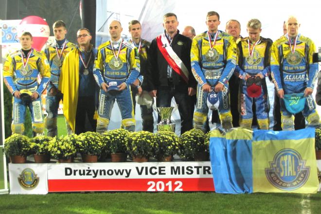 Stalowcy ze srebrnymi medalami na podium w Tarnowie