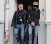 Złamał nogę trzytygodniowej córce