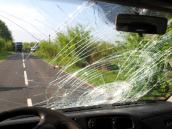 Kierowcy, ostrożniej na drogach!