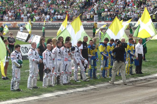Dzisiejsze derby lubuskie nie zadowoliły nikogo. Falubaz wygrał, ale nie zdobył bonusa, Stal również straciła szansę na dodatkowy punkt
