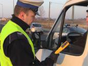 Nietrzeźwy kierowca proponował łapówkę