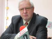 Twardowski odchodzi, bo odejść musi