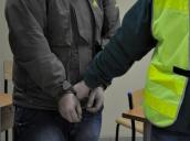 Odpowiedzą za czynną napaść na policjantów