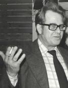 On sfotografował pod magistratem kozę