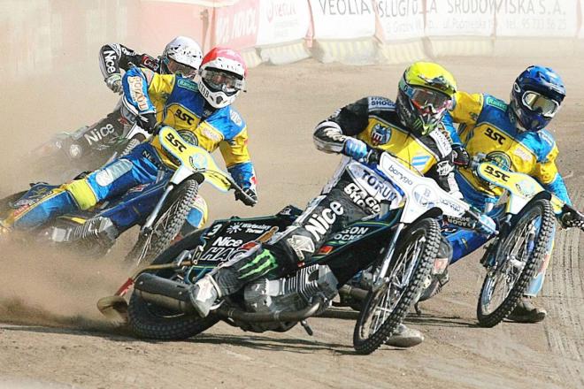 W zeszłym sezonie na gorzowskim torze Stal wygrała z Unibaksem 53:37