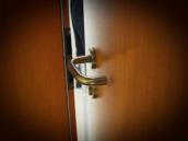 Oszuści podają się za pracowników wodociągów