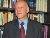 Spojrzeć na wiele spraw z pozycji petenta