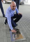 Golloba w Stali nie ma, pozostała jego dłoń. Następni czekają