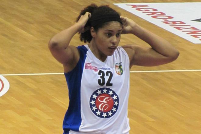 Alyssia Brewer pokazała w Lublinie wielką koszykarską moc. Brawo!
