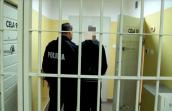 Okradł i zniszczył samochód, ale nie uciekł daleko