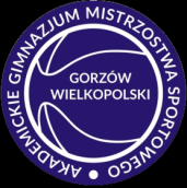 W gimnazjum koszykarskim jest miejsce też dla piłkarzy