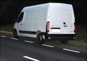 Policjanci po pościgu odzyskali kradzionego busa