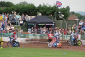Radosny speedway na Wyspach