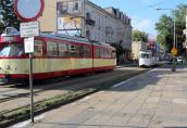 Deptak bez płotków, ale z tramwajami na Chrobrego