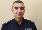 Policjant w drodze na służbę uratował życie kierowcy