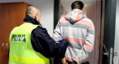 Napadli na pracownika stacji paliw, trafili do aresztu