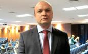 Trudno siedzieć cicho, skoro wokół panuje spory bałagan