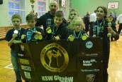 Worek medali przywieziony z Zielonej Góry przez młodzież z KSW Gorzów