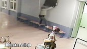 Najpierw ukradł telewizor, a później go zwrócił
