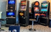 Wpadli podczas włamania do nielegalnych automatów do gier