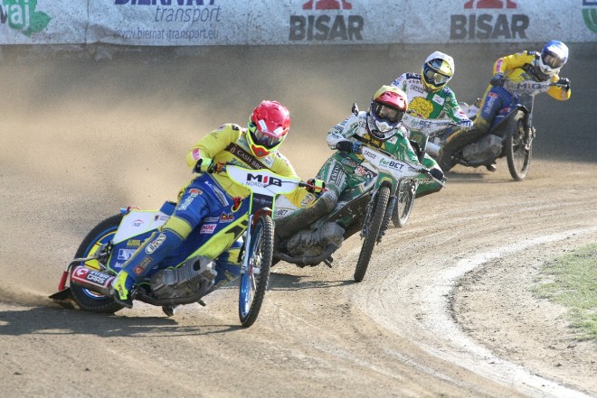 Fragment pierwszego wyścigu. Od lewej: Kasprzak, Madsen, Musielak i Sundstroem