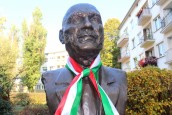 Były prezydent powrócił na miejsce