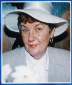 Pani w kapeluszu będzie miała swoją tablicę