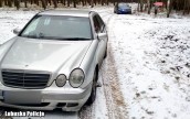 Skuteczny pościg policji. Uciekinier wyskoczył z jadącego auta