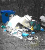 Zaśmiecanie odpadami budowlanymi to wykroczenie