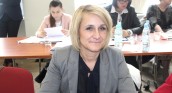 Mówić o szkodliwości nadmiernego spożywania alkoholu