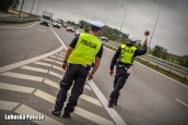 Pijany kierowca tira cofał na S3