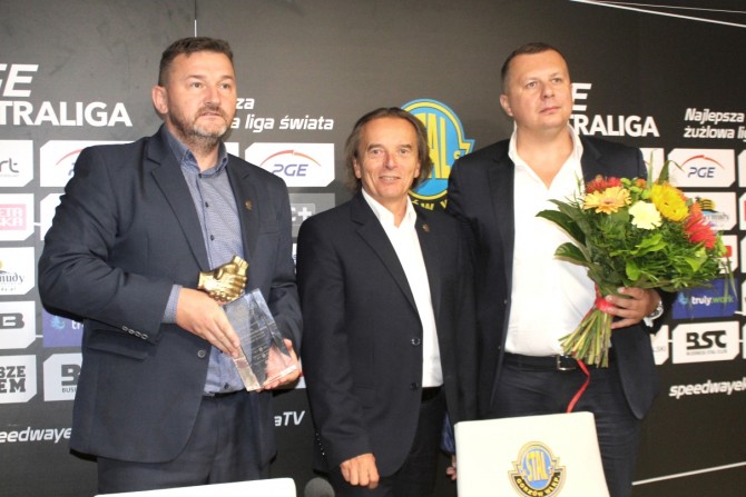 Od lewej: Ireneusz Zmora, Grzegorz Lewandowski i Marek Grzyb