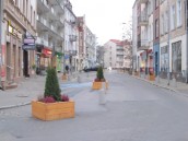 Młodym innych perspektyw tu jednak trzeba