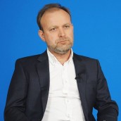 Jeszcze nie przechorowaliśmy koronawirusa