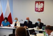O działaniach w ramach zwalczania pandemii COVID-19