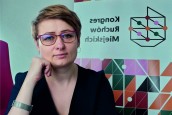 Jak mam na kino,‭ ‬to na chleb nie pożyczam