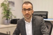 Stale musimy się mieć na baczności