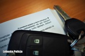 Miał dwa promile, kilkukrotnie wjechał w mur