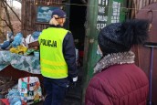 Trudny czas dla bezdomnych. Służby pomagają