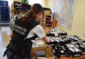 Handlowali podrobioną odzieżą znanych marek