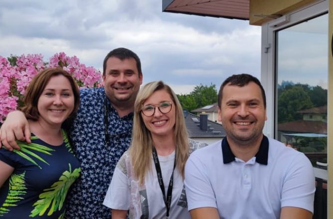 Od lewej: lek. Magdalena Krzemińska, lek. Krzysztof Kaczmarek, Dominika Szuberla (firma Synektik), Adam Grudziński (firma Synektik)