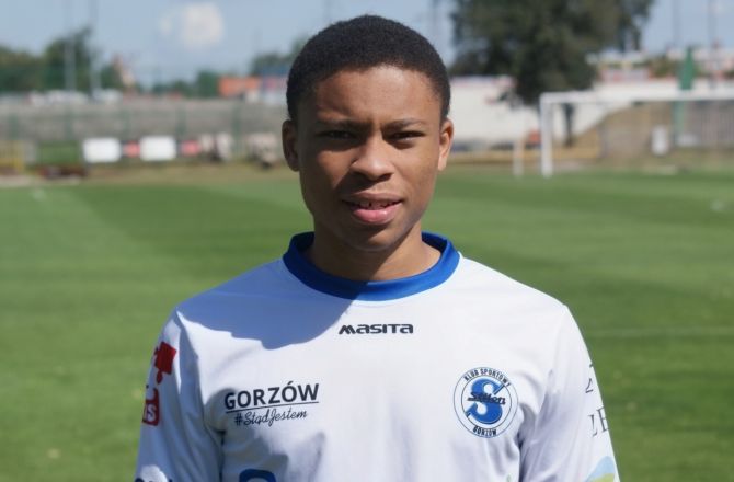 Zdobywca gola dla Stilonu - Thriston Briscoe