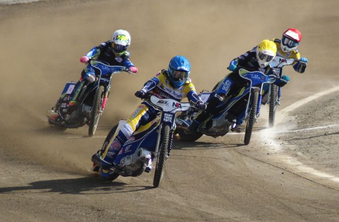 W rundzie zasadniczej Stal pokonała w Gorzowie Motor 52:38