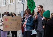 Potrafią tylko debatować, a nie działać