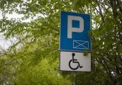 Droższe parkowanie na miejscu dla niepełnosprawnych