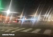 Nie wiedział, że ściga się z policjantami. Stracił prawo jazdy