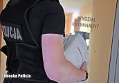 Oszust internetowy usłyszał niemal 40 zarzutów