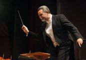 Dużo muzyki, trochę tańca i teatru