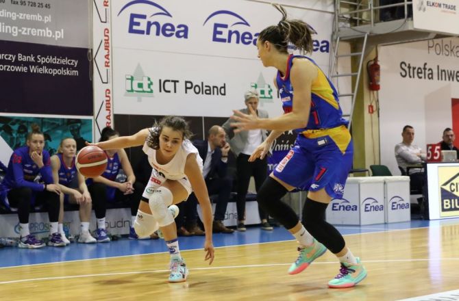 Do listy kontuzjowanych gorzowskich koszykarek dołączyła niestety Wiktoria Keller (z piłką) Do listy kontuzjowanych gorzowskich koszykarek dołączyła niestety Wiktoria Keller (z piłką)